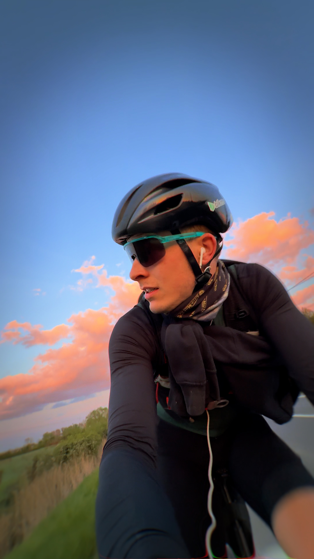 Cycling to Paris-Roubaix Reel